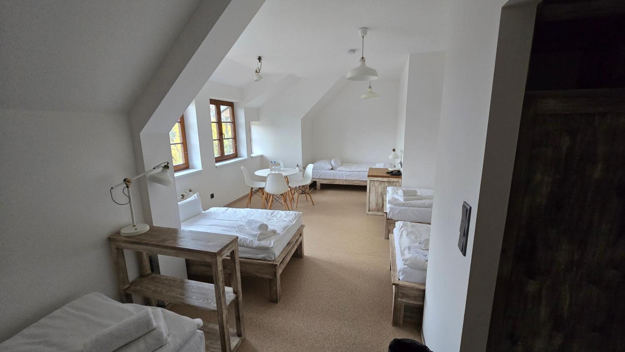 Dvur Perlova Voda Budyne nad Ohri Extérieur photo
