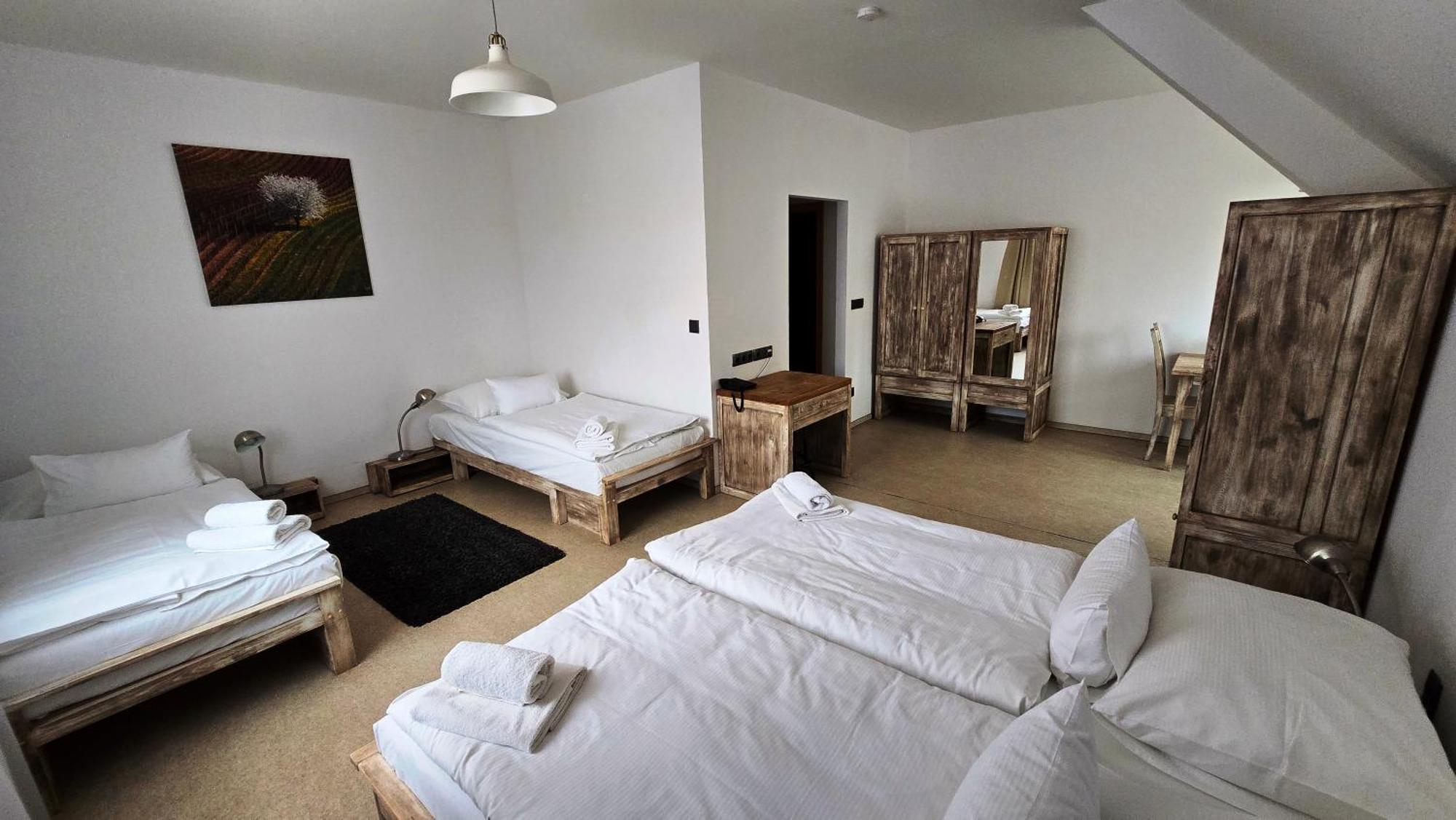 Dvur Perlova Voda Budyne nad Ohri Extérieur photo