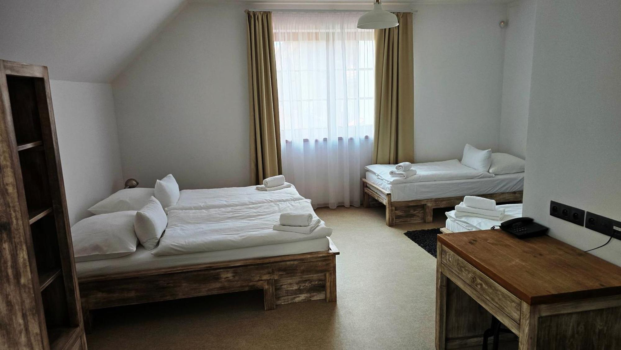 Dvur Perlova Voda Budyne nad Ohri Extérieur photo