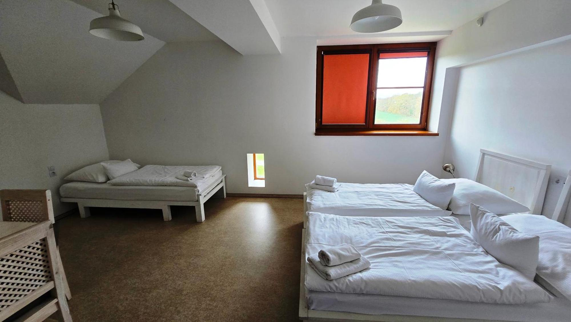 Dvur Perlova Voda Budyne nad Ohri Extérieur photo