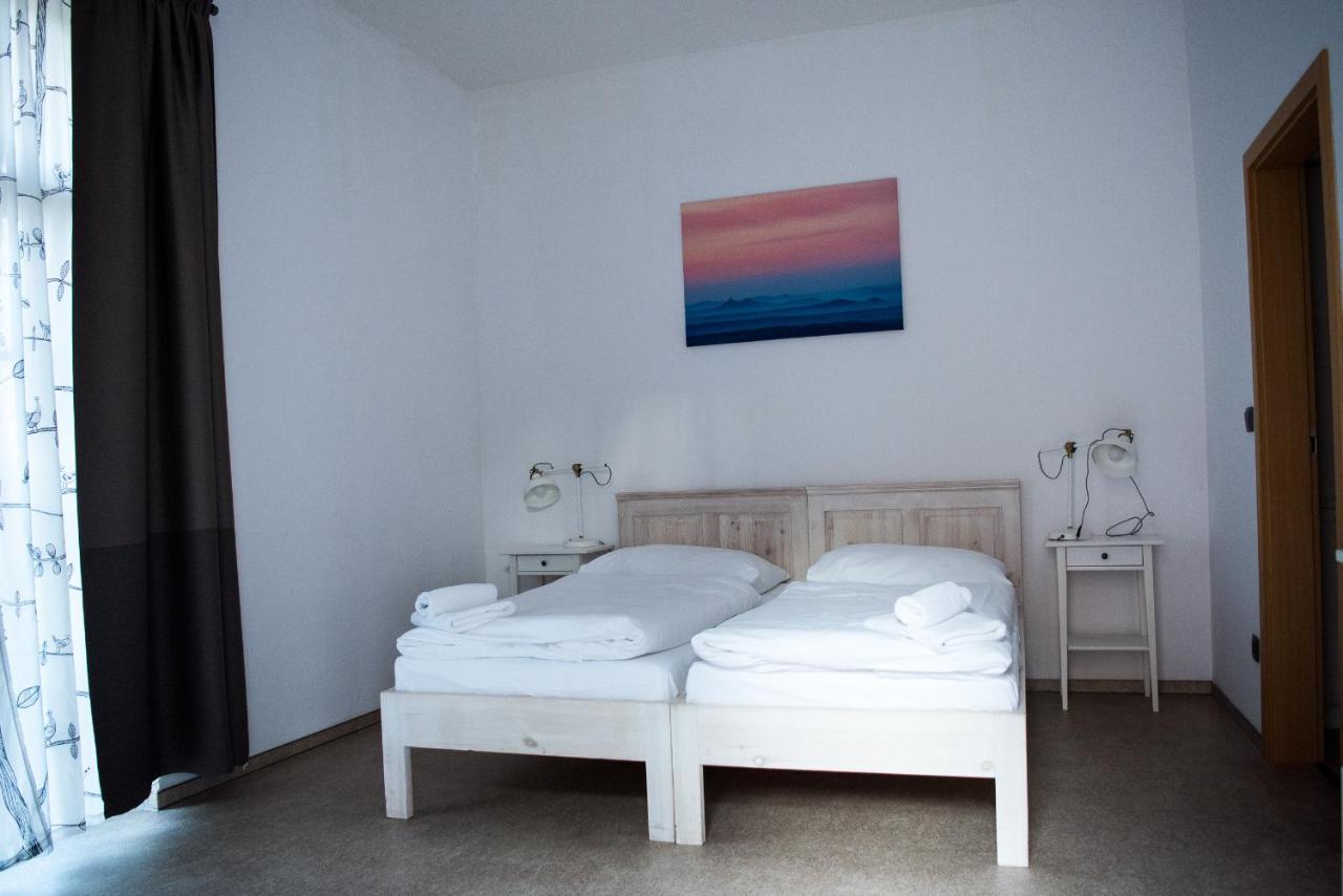 Dvur Perlova Voda Budyne nad Ohri Extérieur photo