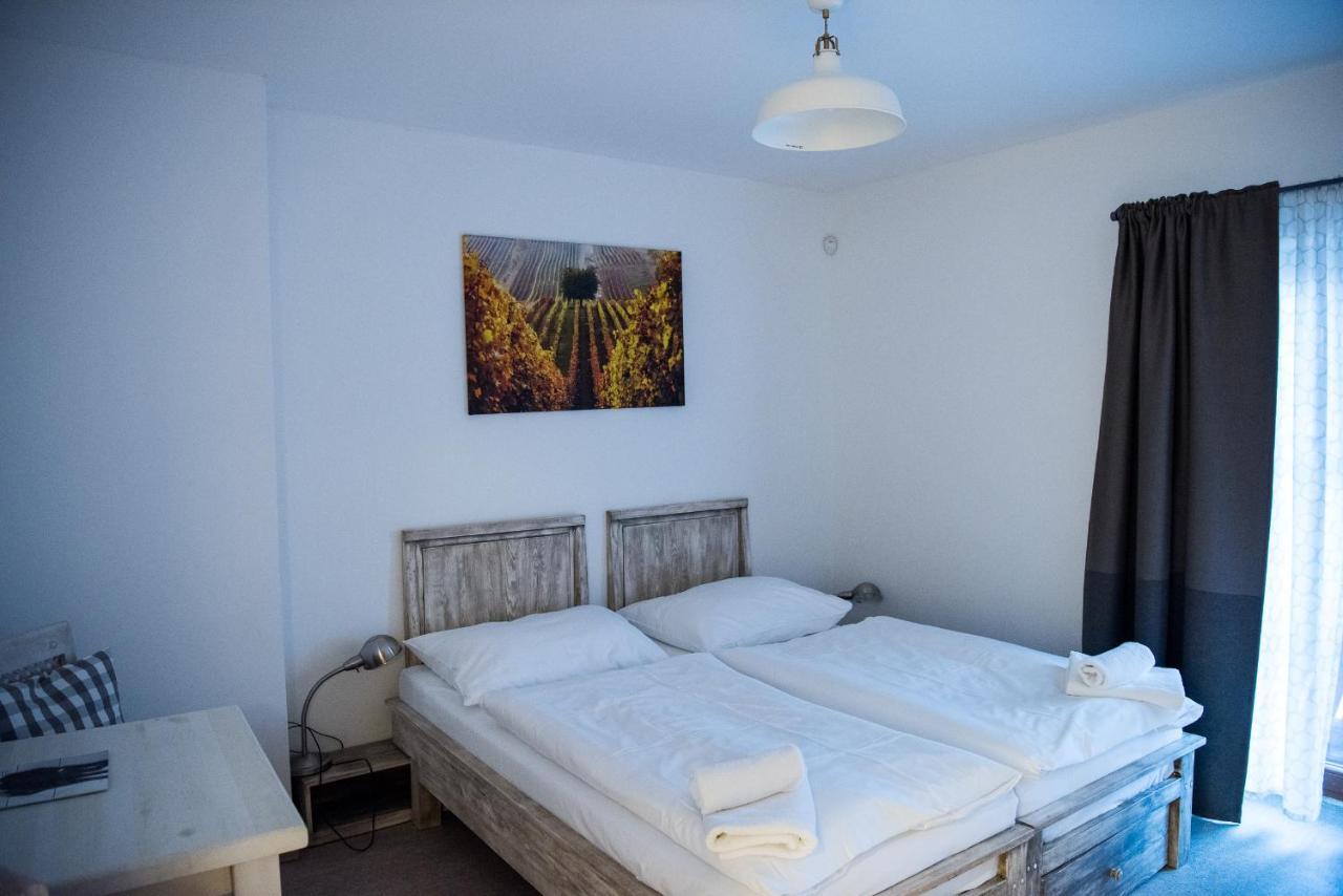 Dvur Perlova Voda Budyne nad Ohri Extérieur photo